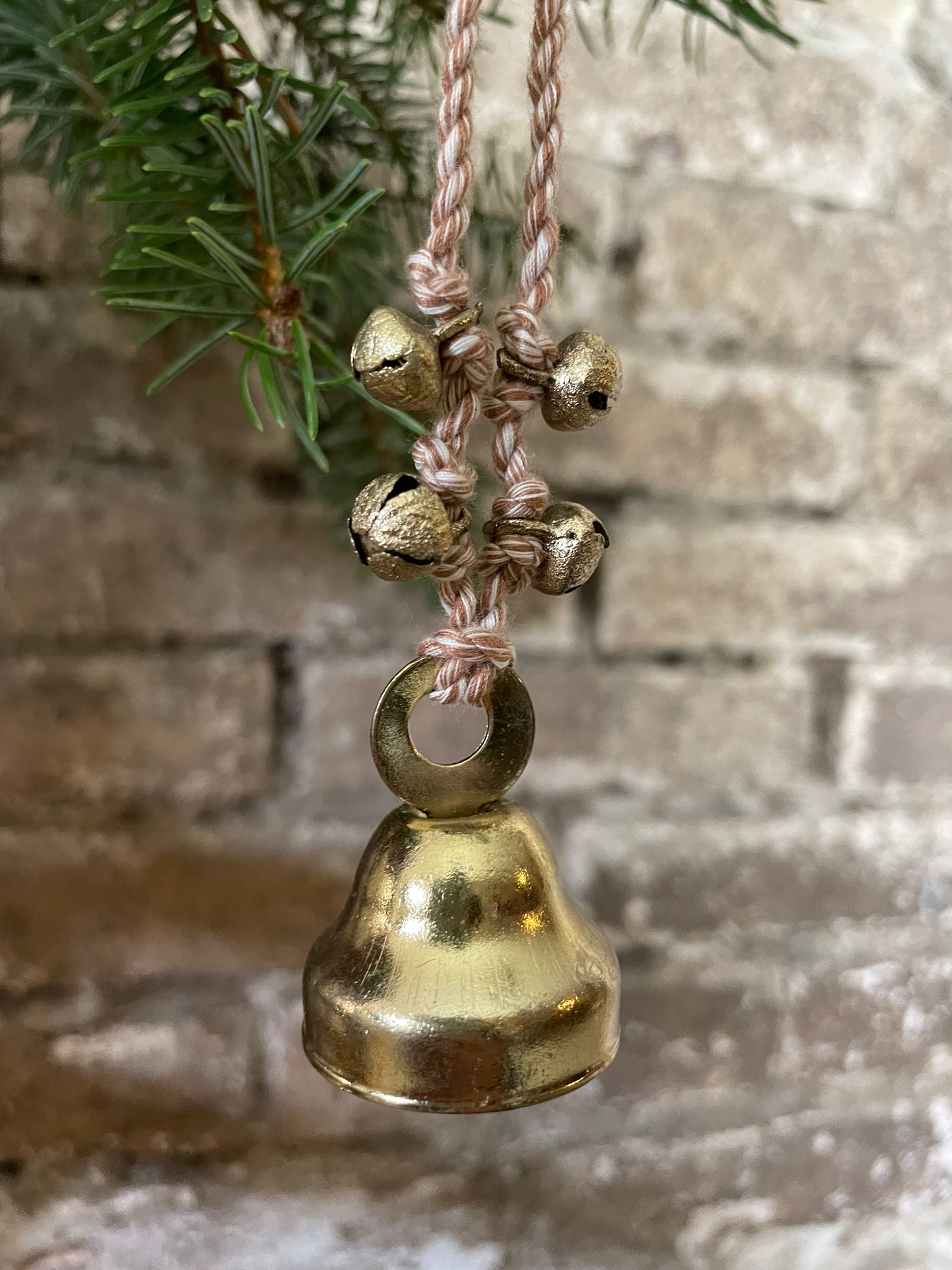 Kerstbel met belletjes
