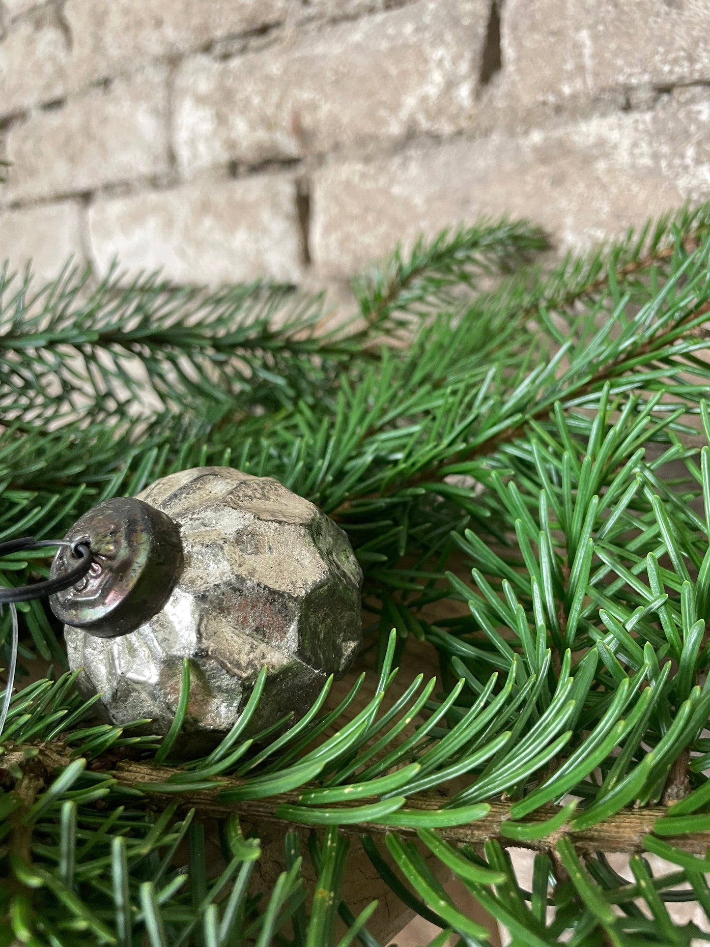 Kerstbal old silver