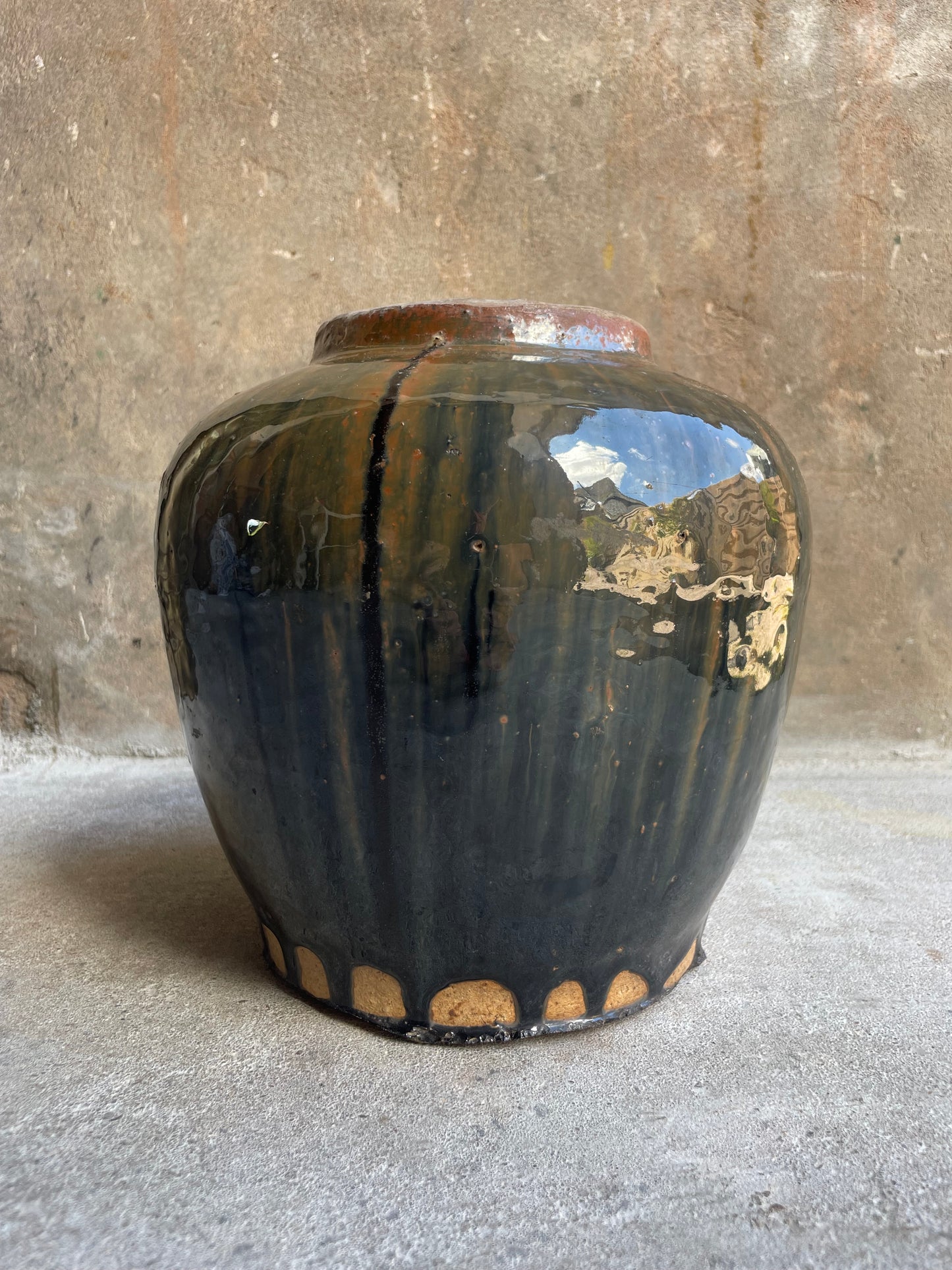 Geglazuurde ceramische pot