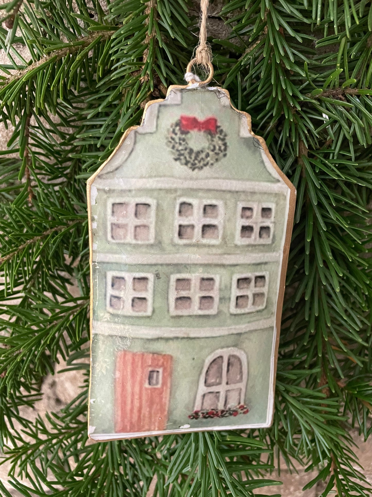 Metalen huisje div. kleurvarianten