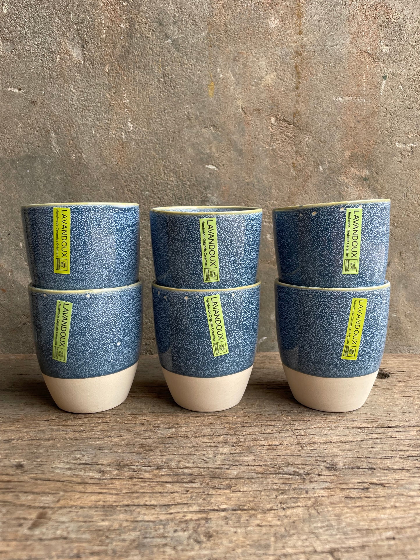 Half geglazuurde koffie mokken van lavandoux