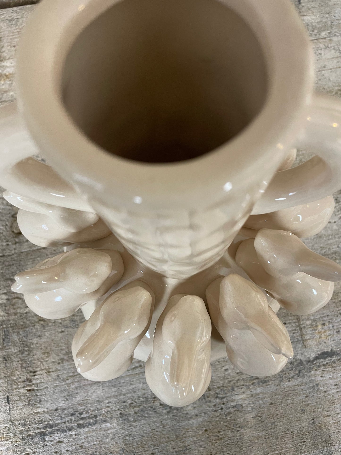 Vaas bunnies stoneware