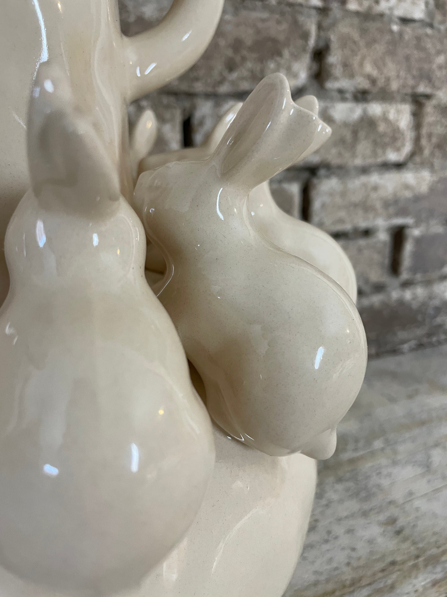 Vaas bunnies stoneware