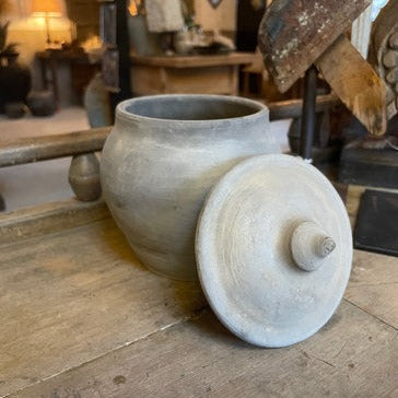 Chinese pot met deksel