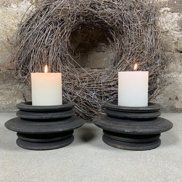 Stoere houten kandelaar