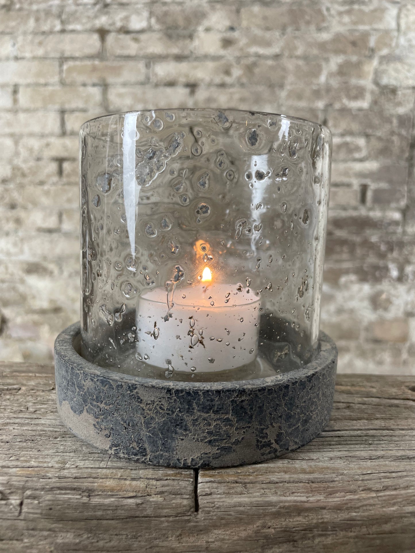 Voorraadpot cement finish