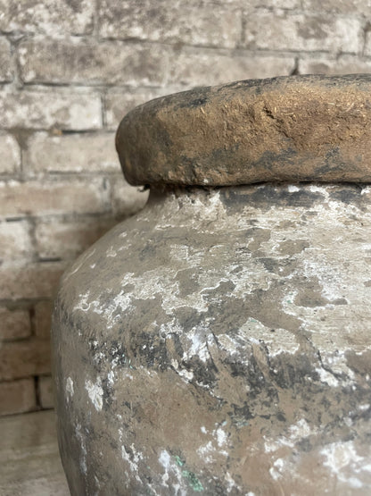 Handgemaakte Indiase aardewerk kruik