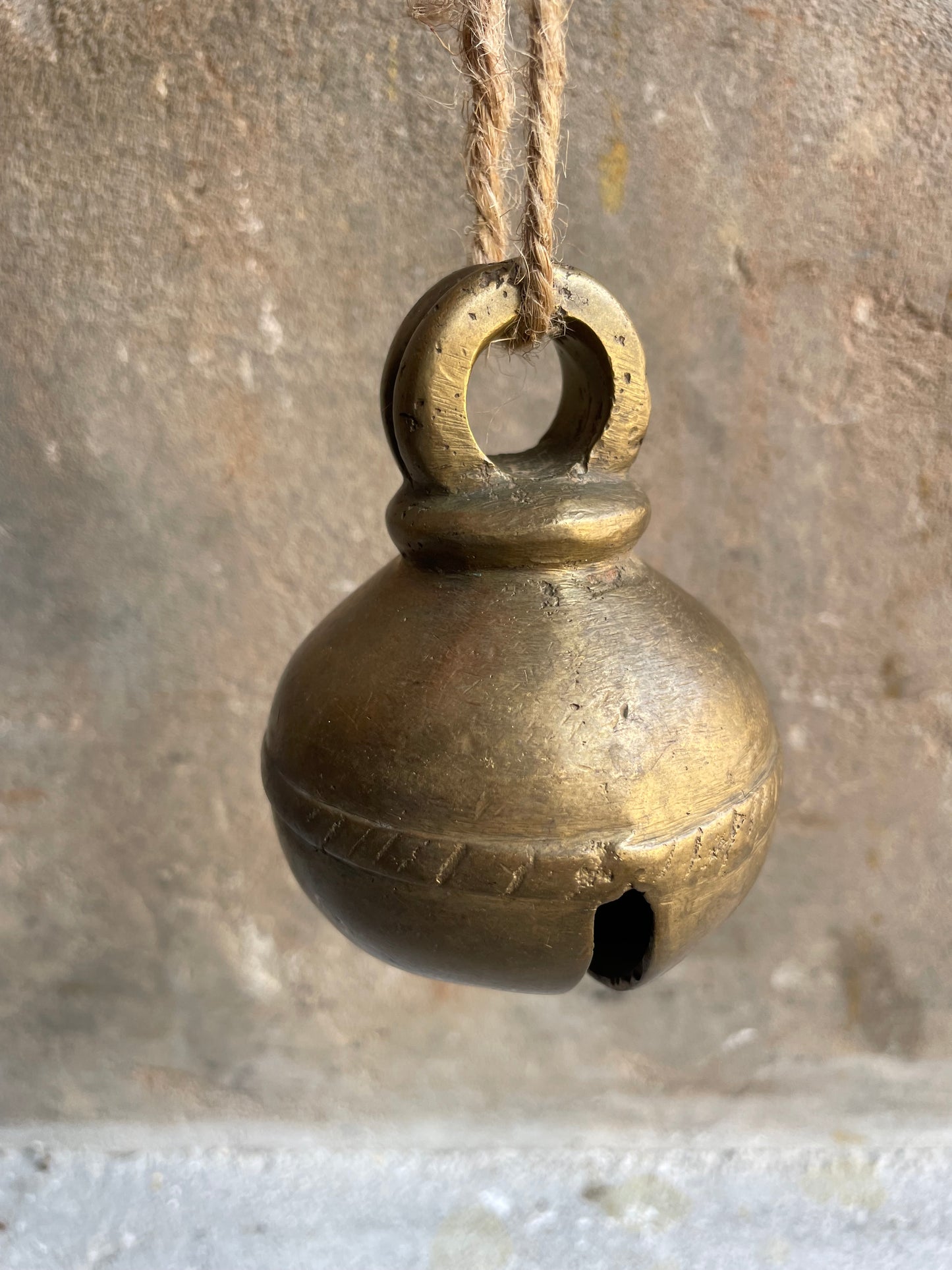 Oude Brass bel India