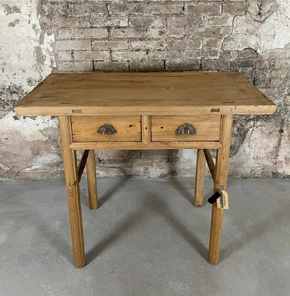 Side table van massief elmwood – natuurlijke houtkleur, met twee lades