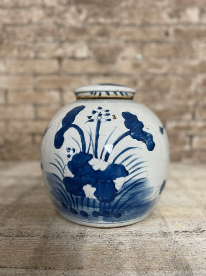 Chinese gemberpot old finish