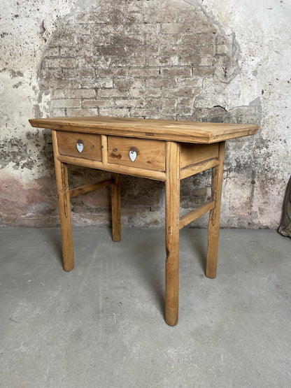 Elmwood sidetable