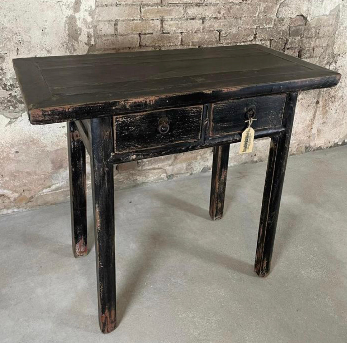 Antieke side table